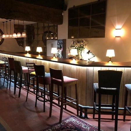 ホテルThe Hardwick アバーガベニー エクステリア 写真